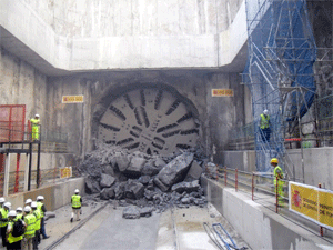 Excavación con tuneladora en túneles urbanos.
L.A.V. Madrid - Zaragoza - Frontera Francesa.
Tramo: Girona - Figueres.
Subtramo: Túneles Urbanos - Estación de Girona.
Provincia: Girona